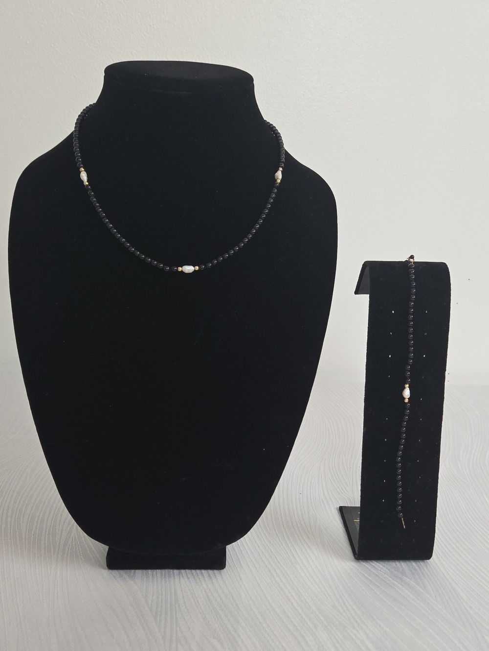 Vintage 14k Gold Black Onyx & Pearl 4.2mm 18in Necklace & 7in Bracelet